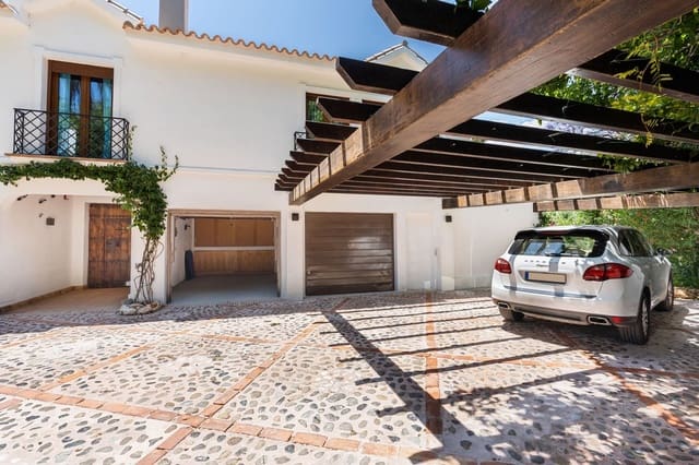 4 sypialnia Willa na sprzedaż w Guadalmina Baja, Marbella z basenem garażem - 4 199 999 € (Ref: 8441987)