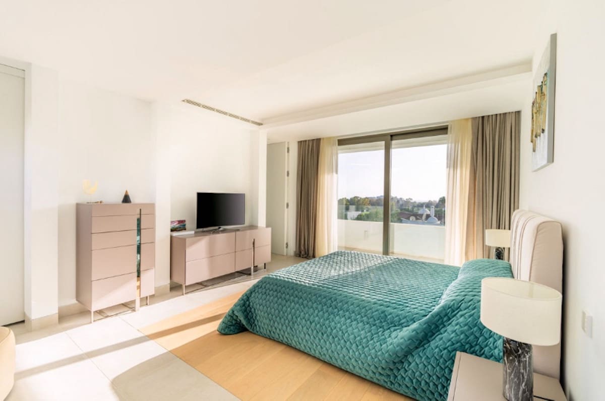 4 sypialnia Willa na sprzedaż w Benahavis z basenem garażem - 3 600 000 € (Ref: 8442002)