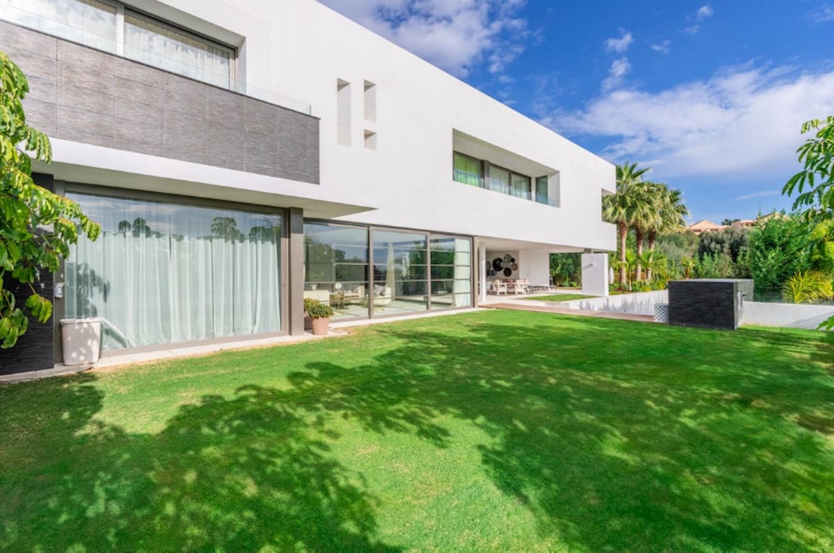 4 sypialnia Willa na sprzedaż w Benahavis z basenem garażem - 3 600 000 € (Ref: 8442002)