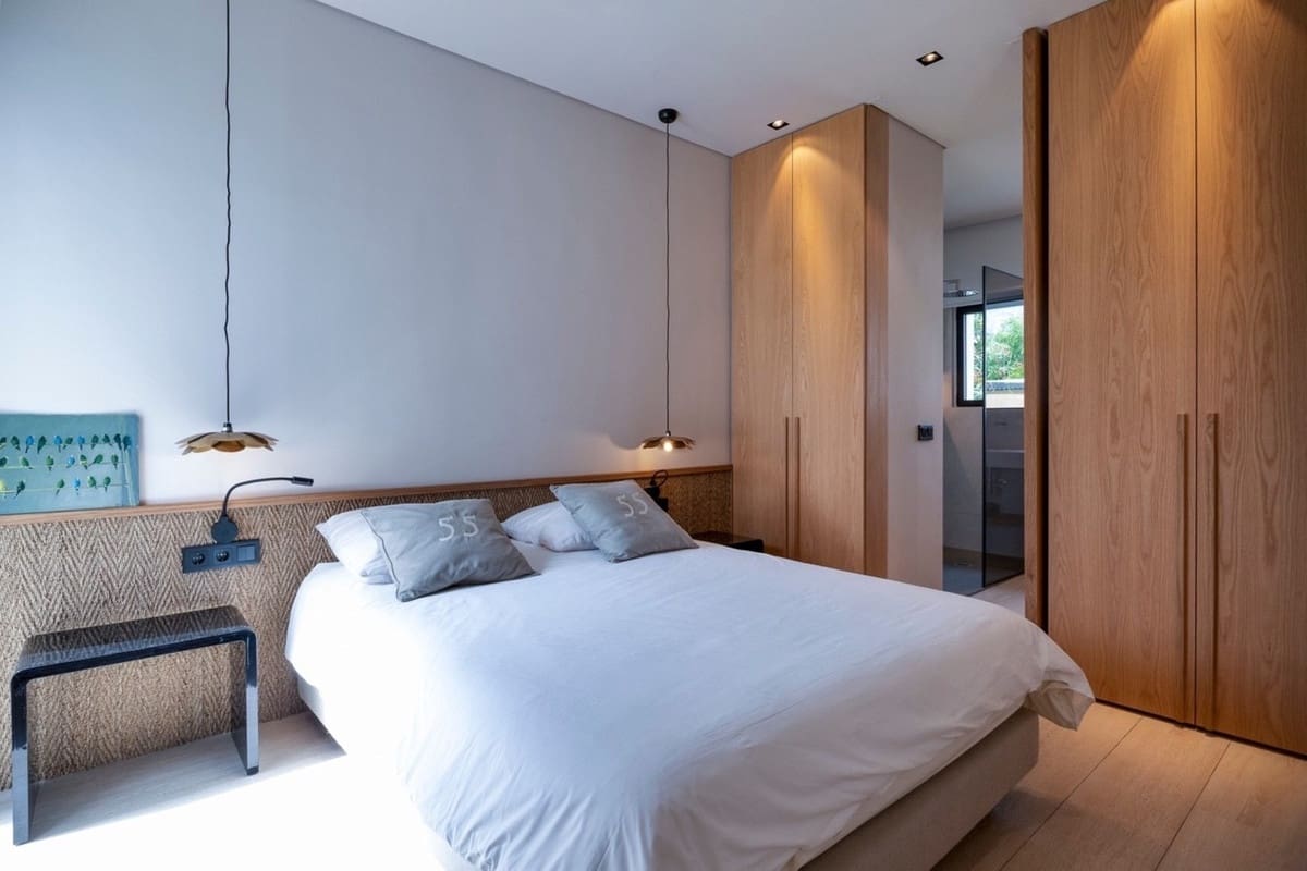 6 sypialnia Willa na sprzedaż w Nueva Andalucia z basenem - 5 250 000 € (Ref: 8442053)