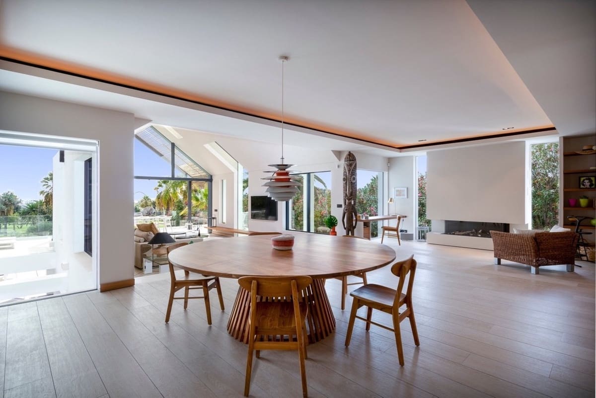 6 sypialnia Willa na sprzedaż w Nueva Andalucia z basenem - 5 250 000 € (Ref: 8442053)