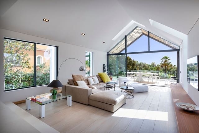 6 sypialnia Willa na sprzedaż w Las Brisas, Marbella z basenem - 5 250 000 € (Ref: 8442053)