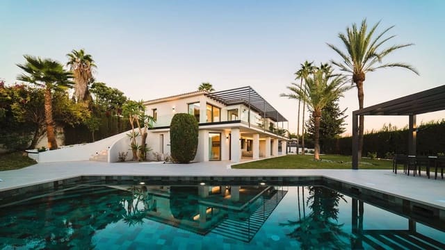 5 sypialnia Willa na sprzedaż w La Carolina - Guadalpín, Marbella z basenem - 4 490 000 € (Ref: 8442060)
