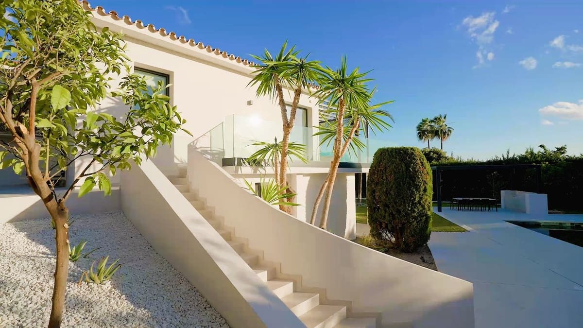 5 sypialnia Willa na sprzedaż w Golden Mile z basenem - 4 490 000 € (Ref: 8442060)