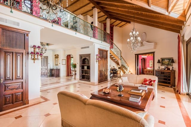 8 soverom Villa til salgs i Las Brisas, Marbella med svømmebasseng - € 11 950 000 (Ref: 8442068)