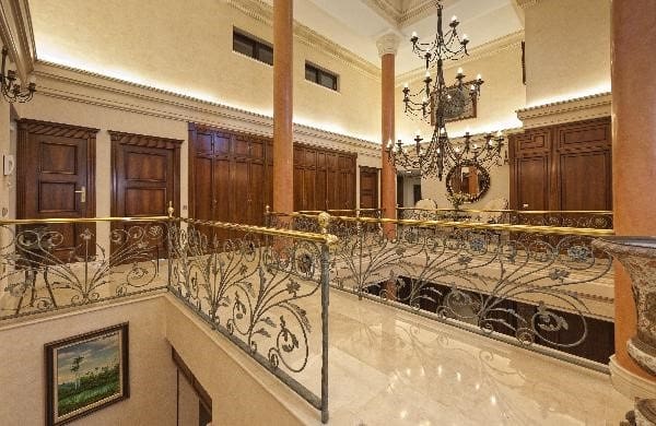 7 bedroom Villa for sale in La Cala de Mijas with pool garage - € 5,600,000 (Ref: 8442073)