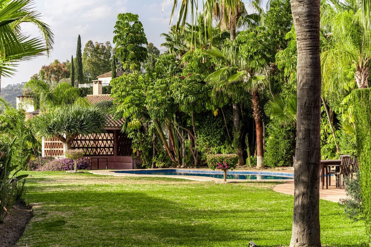 5 soverom Villa til salgs i Benahavis med svømmebasseng - € 5 250 000 (Ref: 8442074)