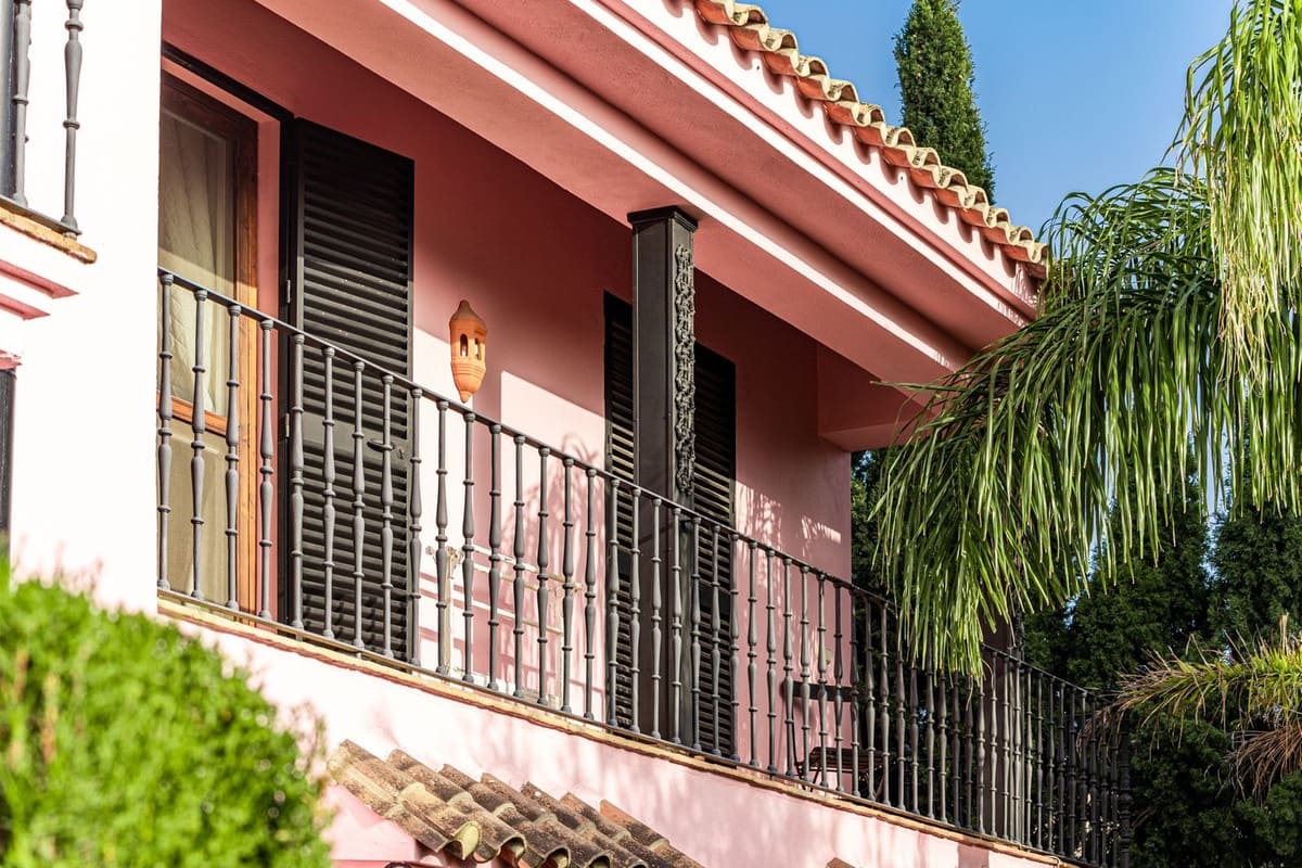 5 soverom Villa til salgs i Benahavis med svømmebasseng - € 5 250 000 (Ref: 8442074)