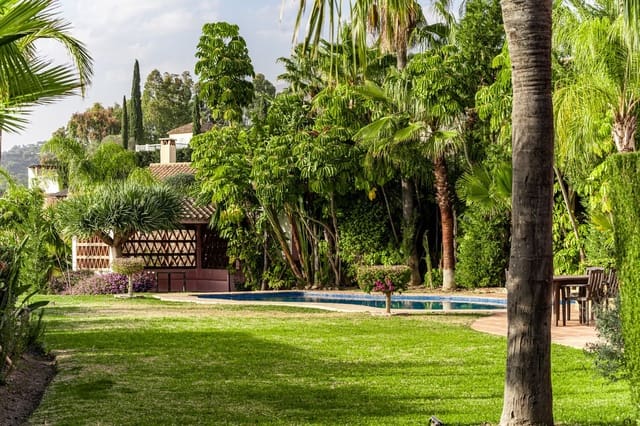 5 soverom Villa til salgs i Benahavís pueblo, Benahavís med svømmebasseng - € 5 250 000 (Ref: 8442074)