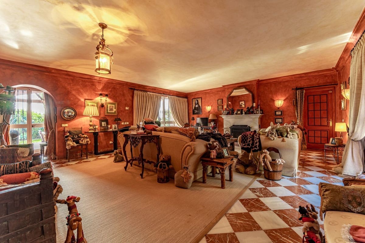 5 soverom Villa til salgs i Benahavis med svømmebasseng - € 5 250 000 (Ref: 8442074)