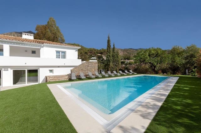 6 bedroom Villa for sale in Sierra Blanca, Marbella with pool garage - € 3,950,000 (Ref: 8442091)