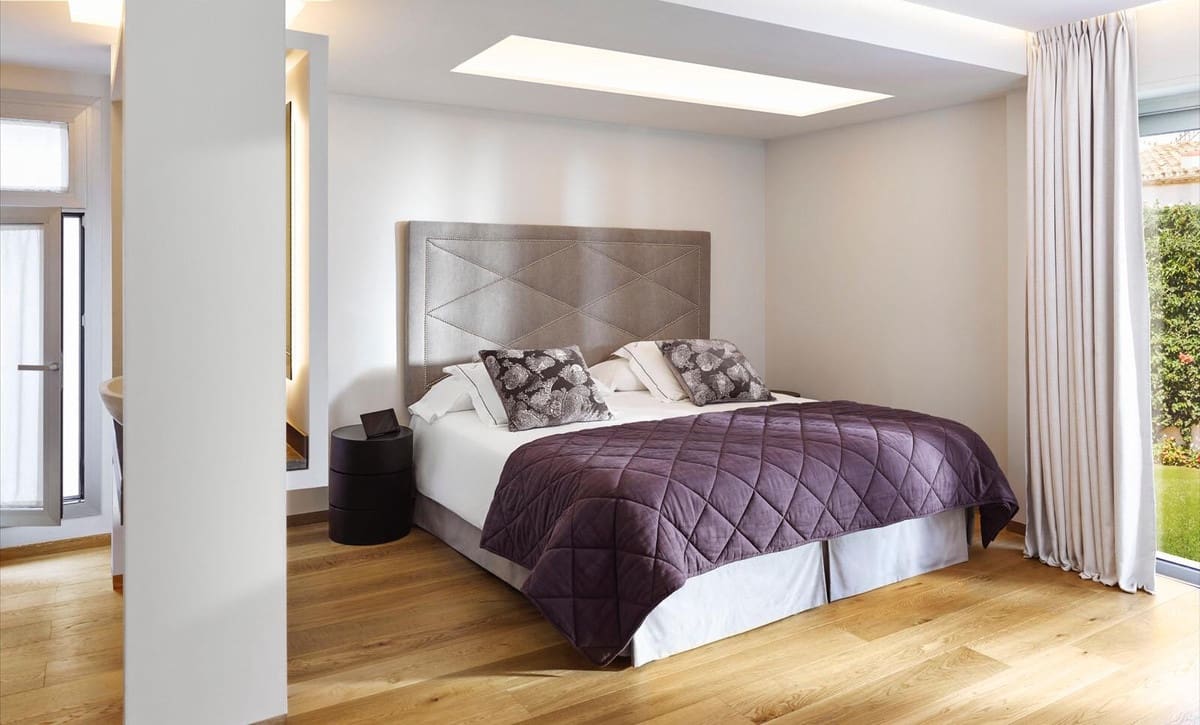 5 soverom Villa til salgs i Golden Mile med svømmebasseng - € 14 900 000 (Ref: 8442095)