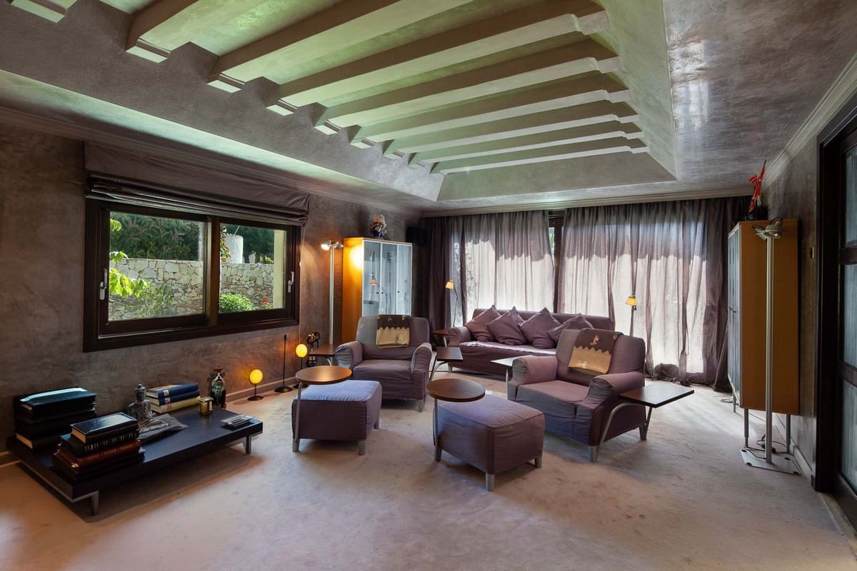 10 soveværelse Villa til salg i Estepona med swimmingpool - € 13.500.000 (Ref: 8442103)