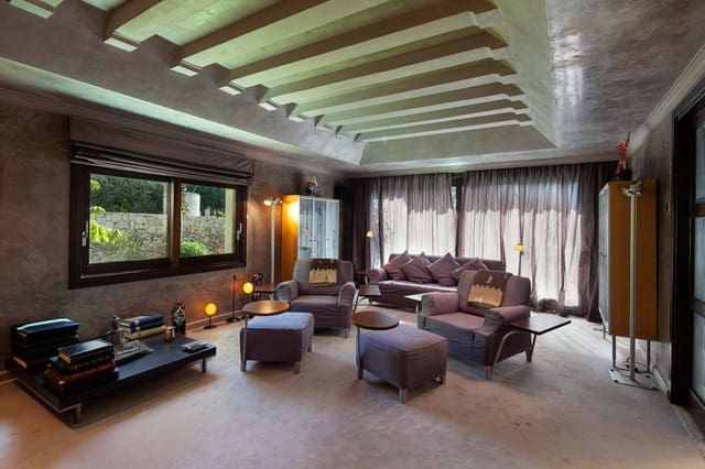 10 soveværelse Villa til salg i Centro, Estepona med swimmingpool - € 13.500.000 (Ref: 8442103)