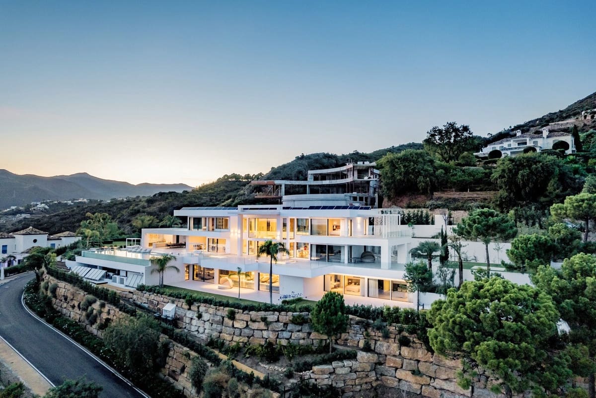 7 sypialnia Willa na sprzedaż w Benahavis z basenem - 11 995 000 € (Ref: 8442112)