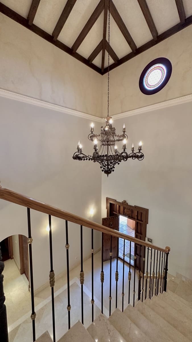 5 soveværelse Villa til salg i Golden Mile - € 4.500.000 (Ref: 8442123)