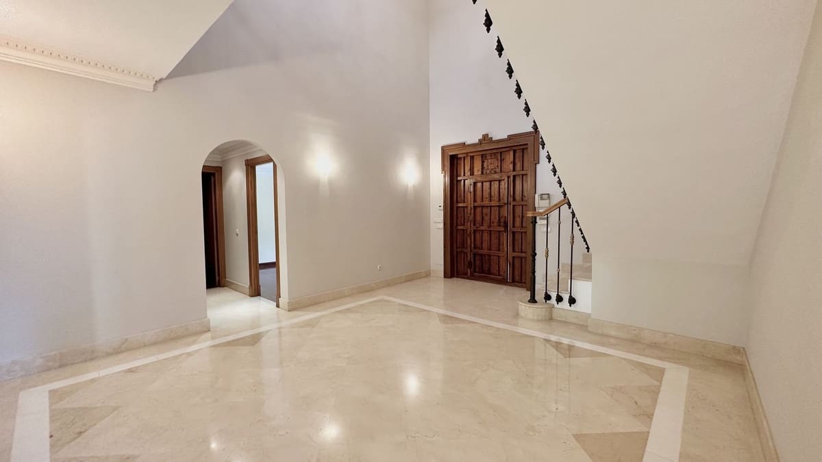 5 soveværelse Villa til salg i Golden Mile - € 4.500.000 (Ref: 8442123)