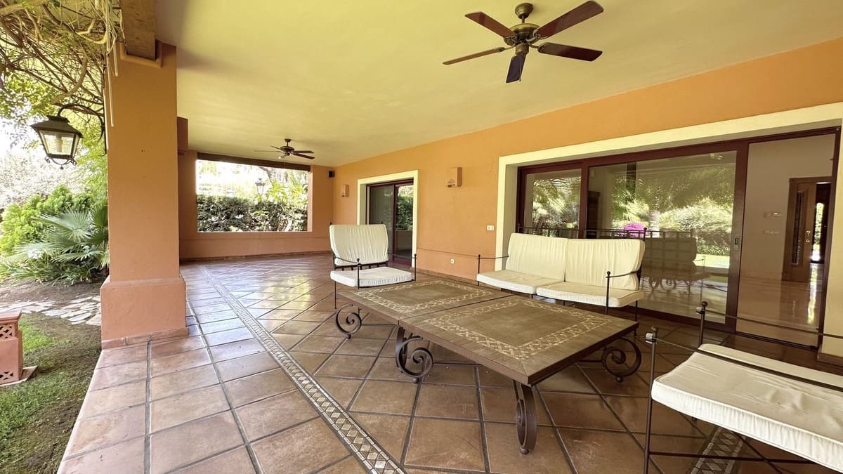 5 soveværelse Villa til salg i Golden Mile - € 4.500.000 (Ref: 8442123)