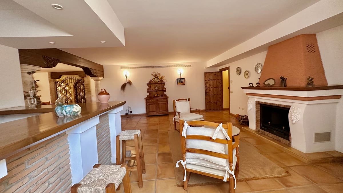 5 soveværelse Villa til salg i Golden Mile - € 4.500.000 (Ref: 8442123)