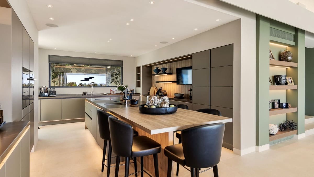 5 soverom Villa til salgs i Benahavis med svømmebasseng garasje - € 6 250 000 (Ref: 8442126)