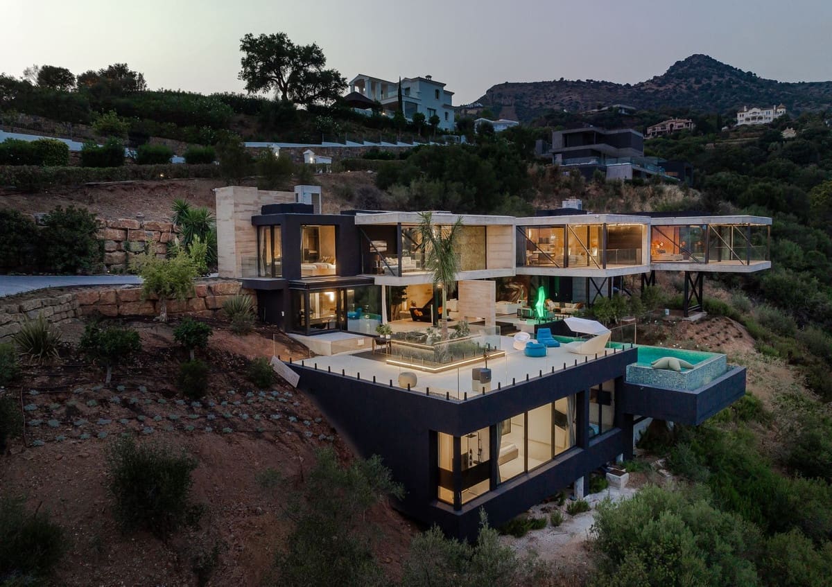 5 soverom Villa til salgs i Benahavis med svømmebasseng - € 6 750 000 (Ref: 8442137)