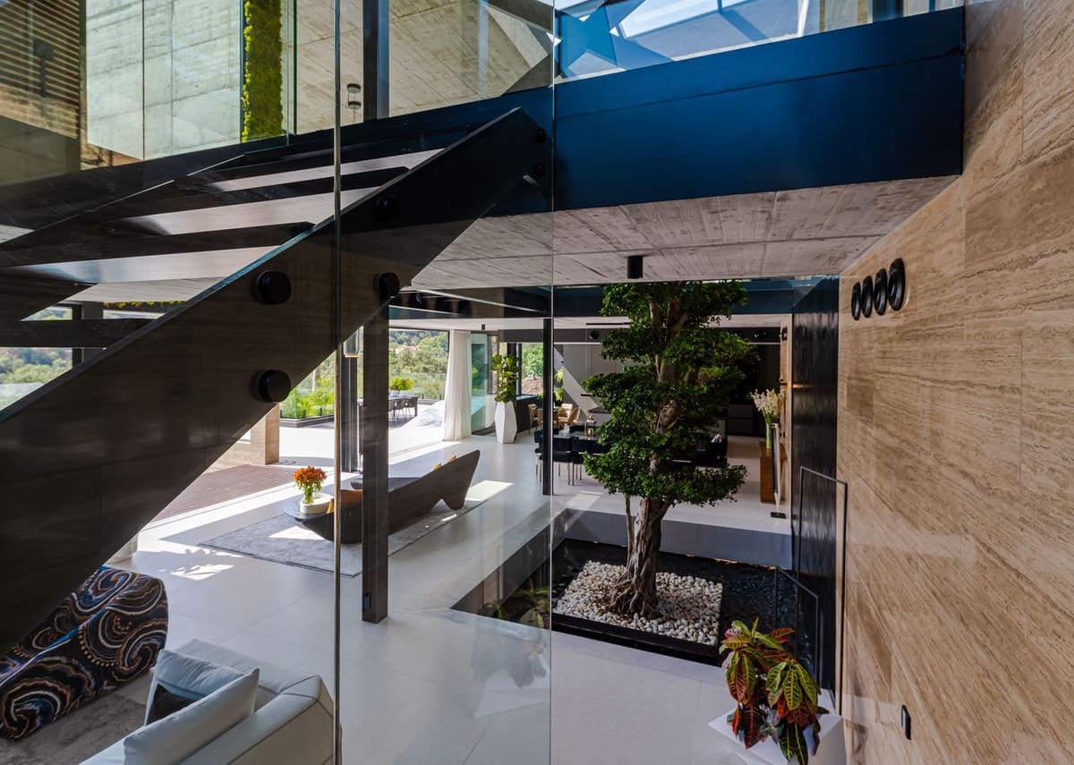 5 soverom Villa til salgs i Benahavis med svømmebasseng - € 6 750 000 (Ref: 8442137)