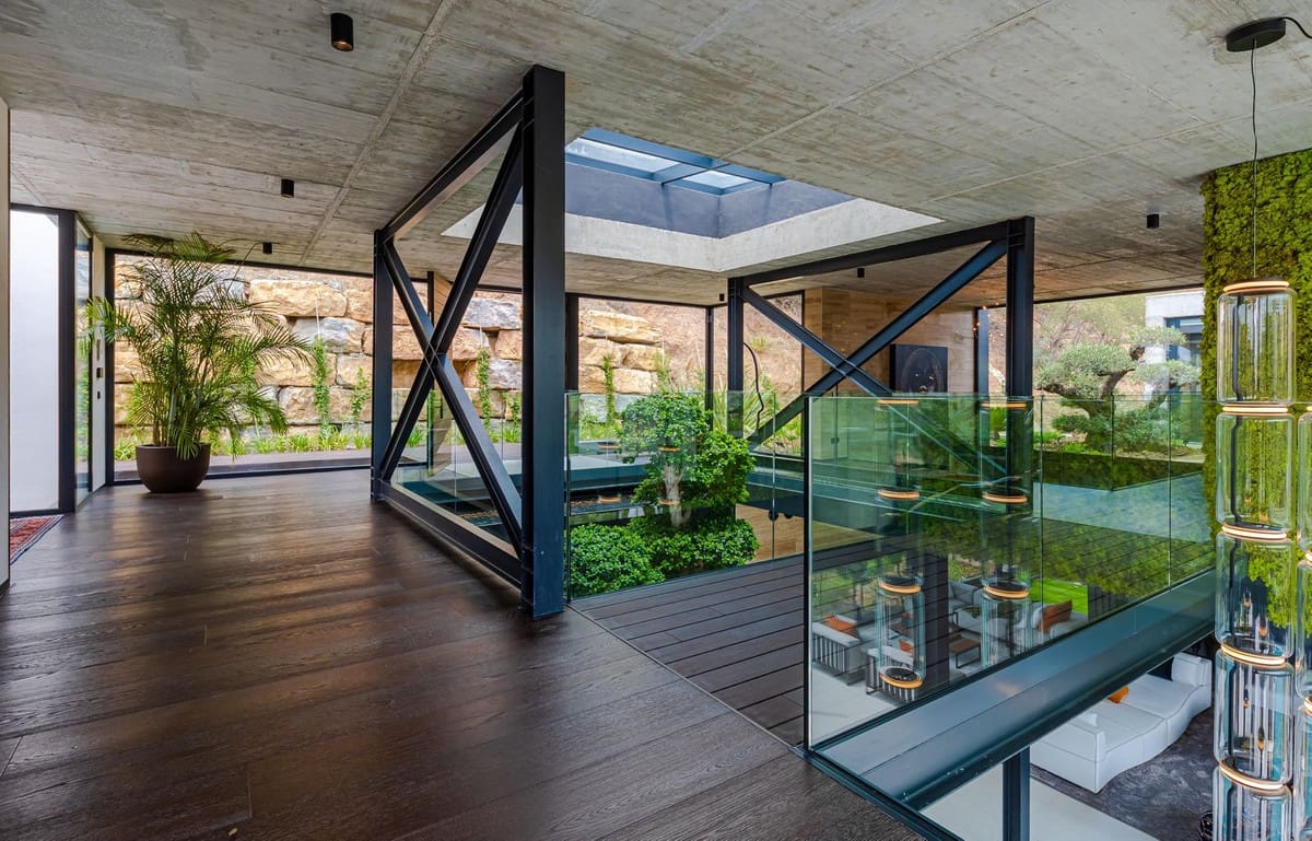 5 soverom Villa til salgs i Benahavis med svømmebasseng - € 6 750 000 (Ref: 8442137)