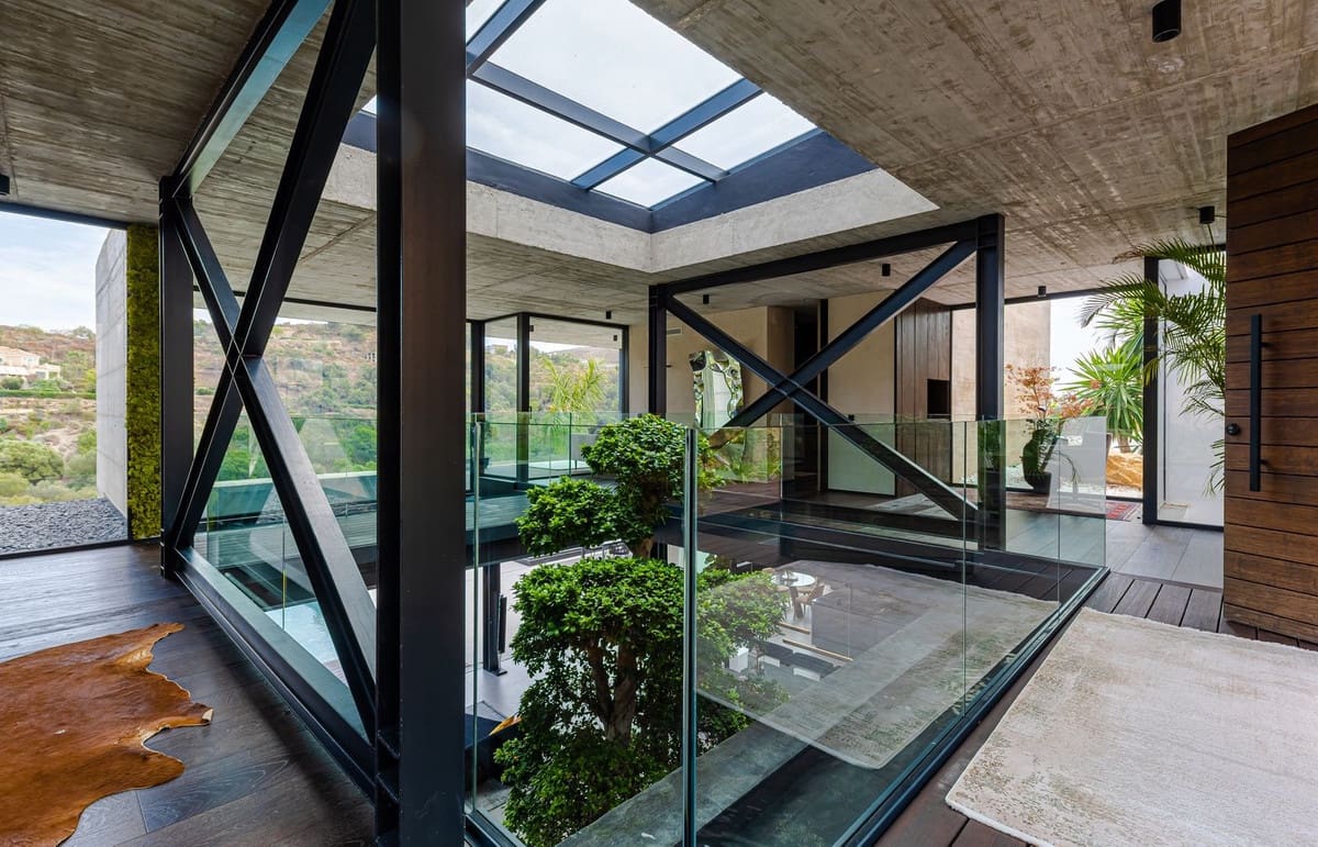 5 soverom Villa til salgs i Benahavis med svømmebasseng - € 6 750 000 (Ref: 8442137)