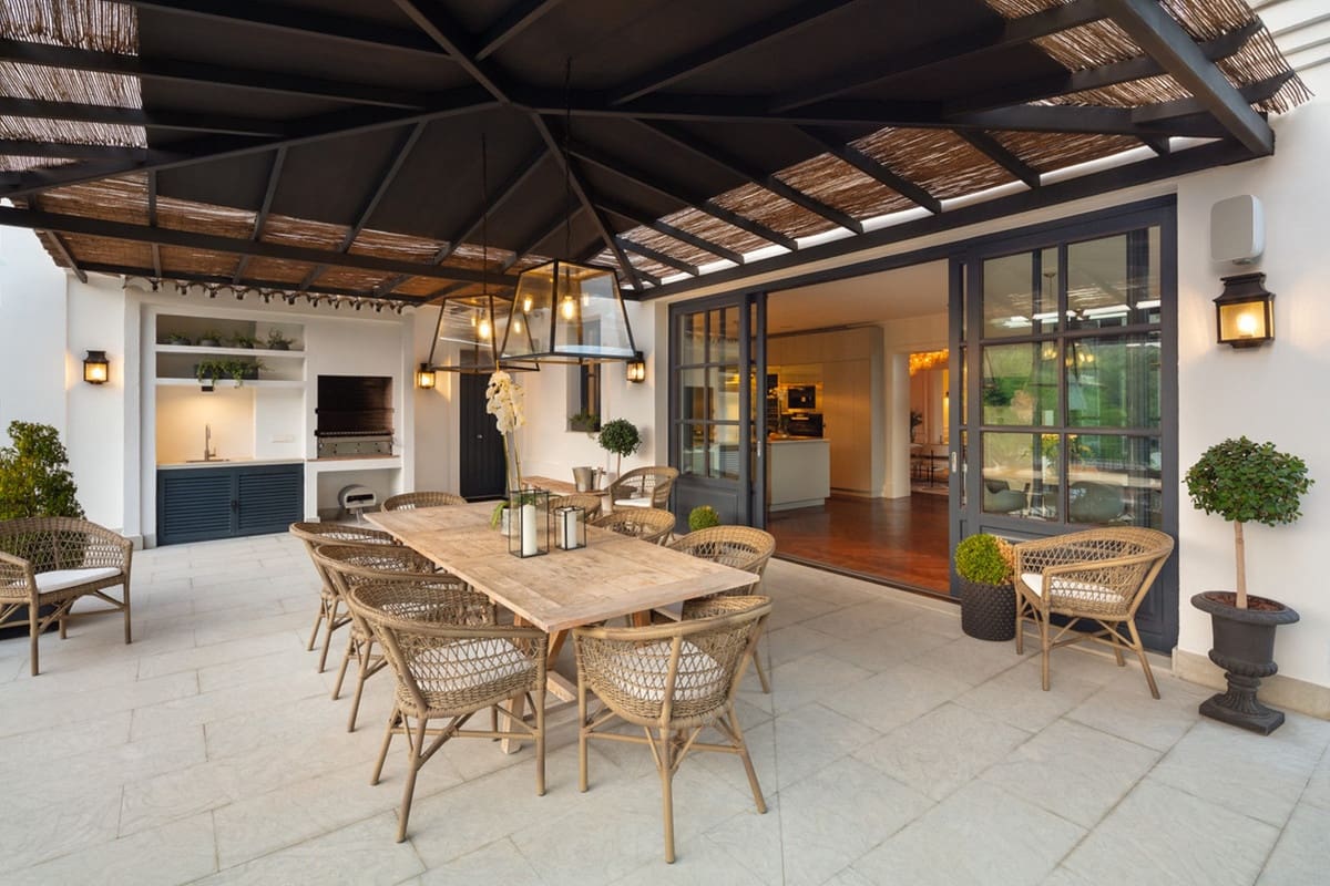 7 sypialnia Willa na sprzedaż w Marbella z basenem garażem - 13 950 000 € (Ref: 8442143)