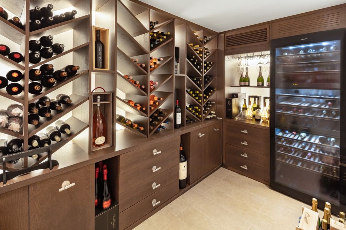 7 sypialnia Willa na sprzedaż w Marbella z basenem garażem - 13 950 000 € (Ref: 8442143)