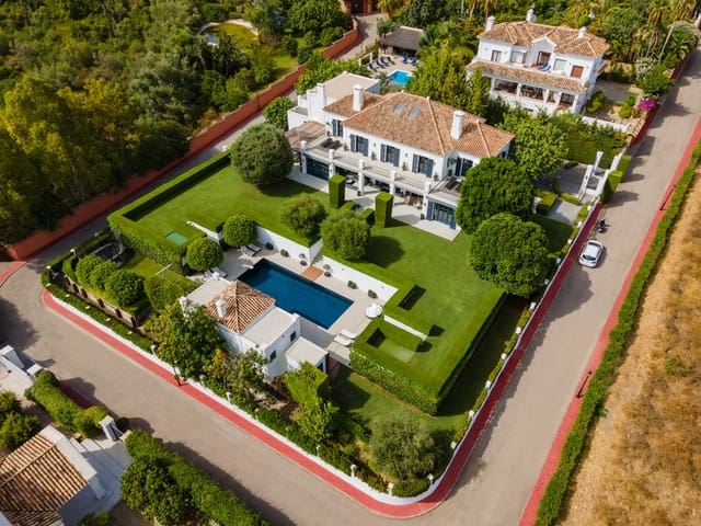 7 sypialnia Willa na sprzedaż w Casco Antiguo, Marbella z basenem garażem - 13 950 000 € (Ref: 8442143)