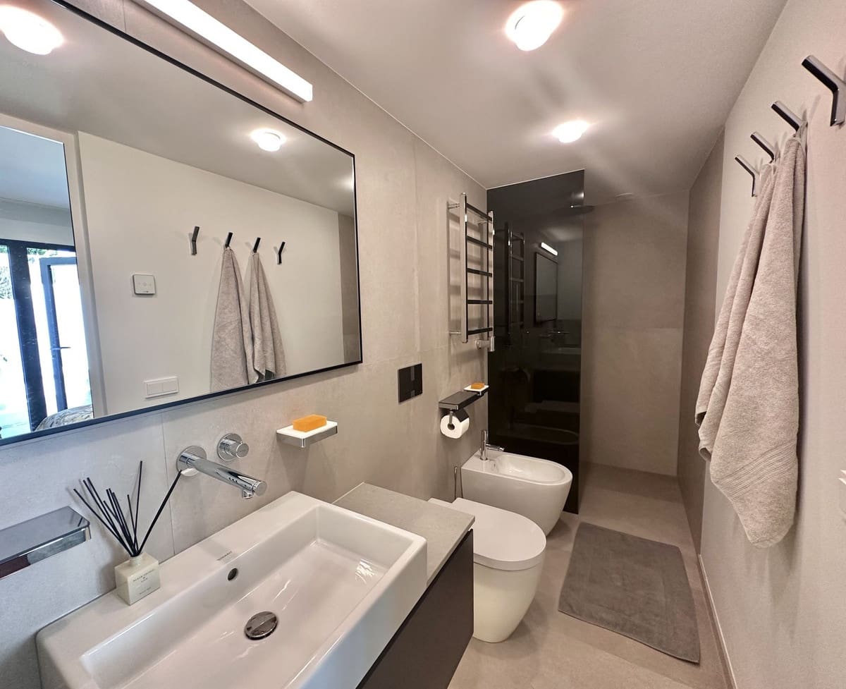 4 quarto Moradia para venda em Puerto Banus com piscina - 4 750 000 € (Ref: 8442151)