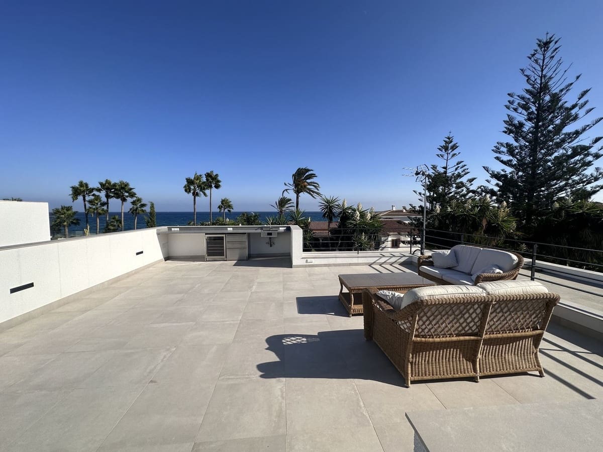 4 quarto Moradia para venda em Puerto Banus com piscina - 4 750 000 € (Ref: 8442151)