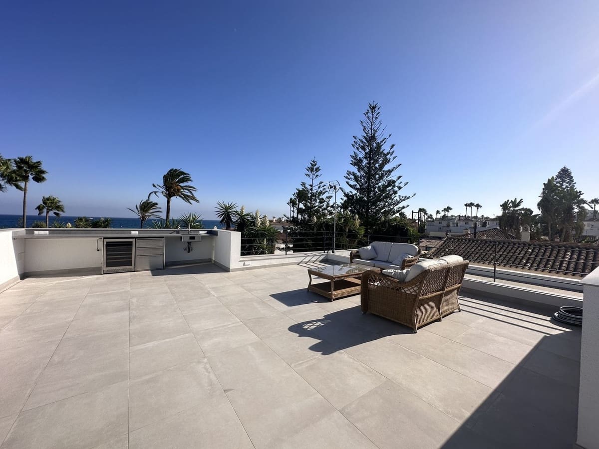 4 quarto Moradia para venda em Puerto Banus com piscina - 4 750 000 € (Ref: 8442151)