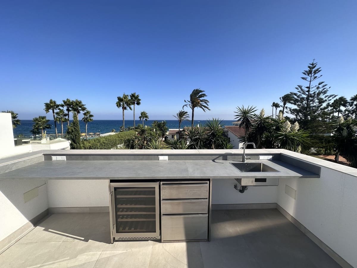 4 quarto Moradia para venda em Puerto Banus com piscina - 4 750 000 € (Ref: 8442151)