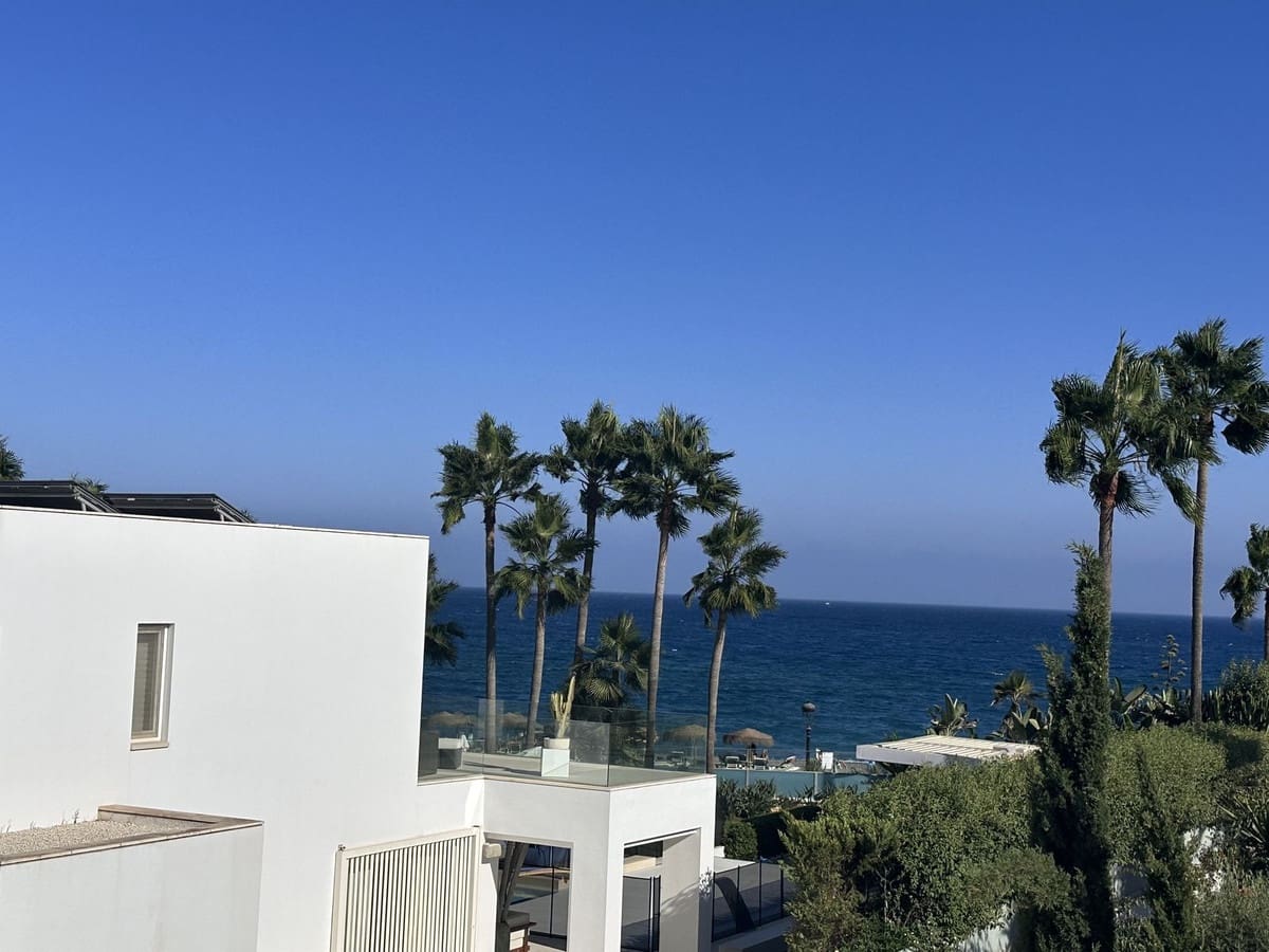 4 quarto Moradia para venda em Puerto Banus com piscina - 4 750 000 € (Ref: 8442151)