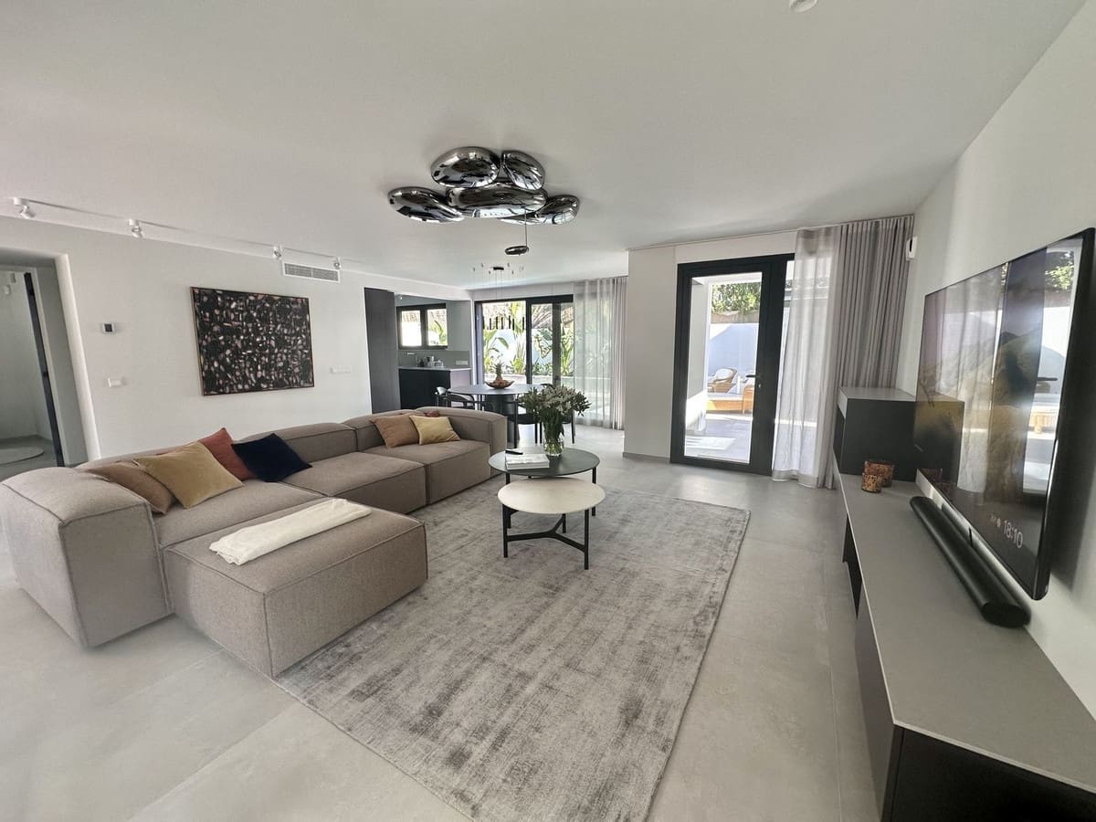 4 quarto Moradia para venda em Puerto Banus com piscina - 4 750 000 € (Ref: 8442151)