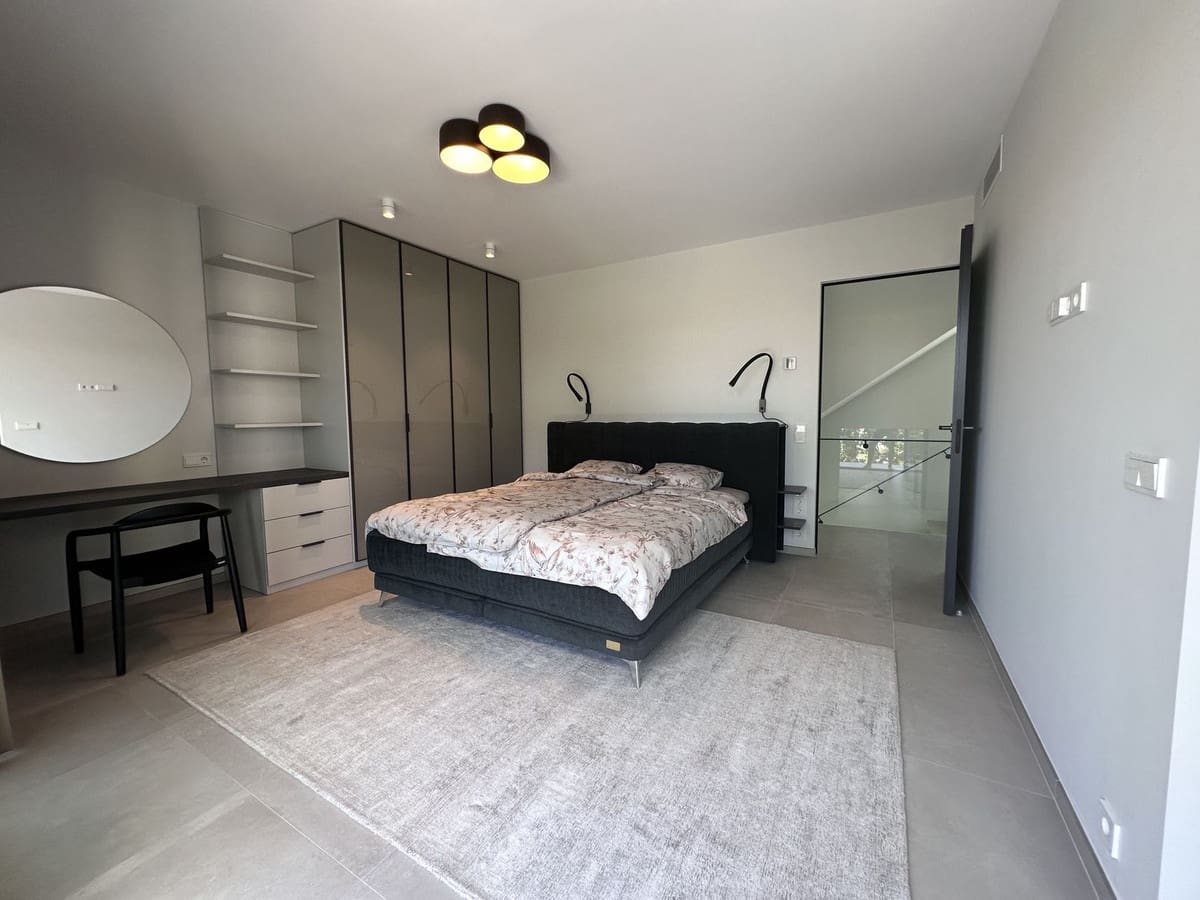 4 quarto Moradia para venda em Puerto Banus com piscina - 4 750 000 € (Ref: 8442151)