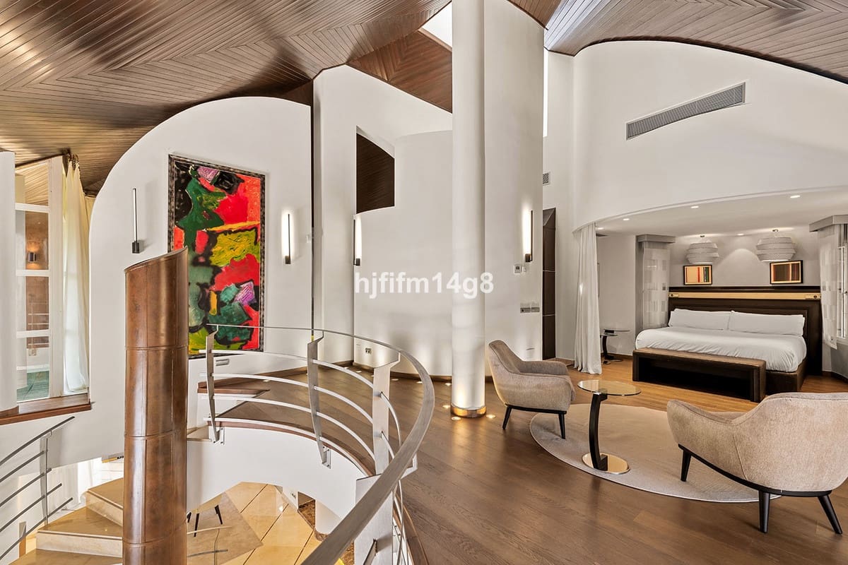 5 sovrum Villa till salu i La Quinta med pool - 3 595 000 € (Ref: 8442179)