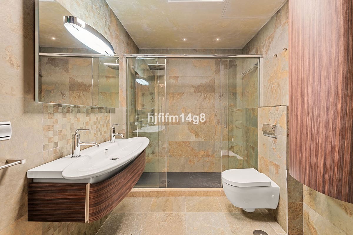 5 sovrum Villa till salu i La Quinta med pool - 3 595 000 € (Ref: 8442179)