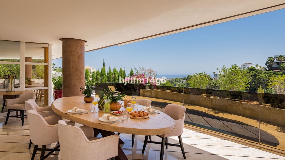 5 sovrum Villa till salu i La Quinta med pool - 3 595 000 € (Ref: 8442179)