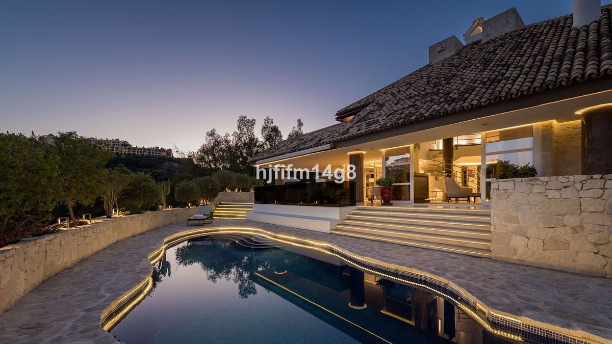 5 sovrum Villa till salu i La Quinta med pool - 3 595 000 € (Ref: 8442179)