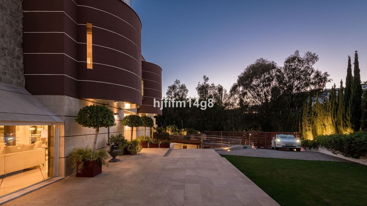 5 sovrum Villa till salu i La Quinta med pool - 3 595 000 € (Ref: 8442179)