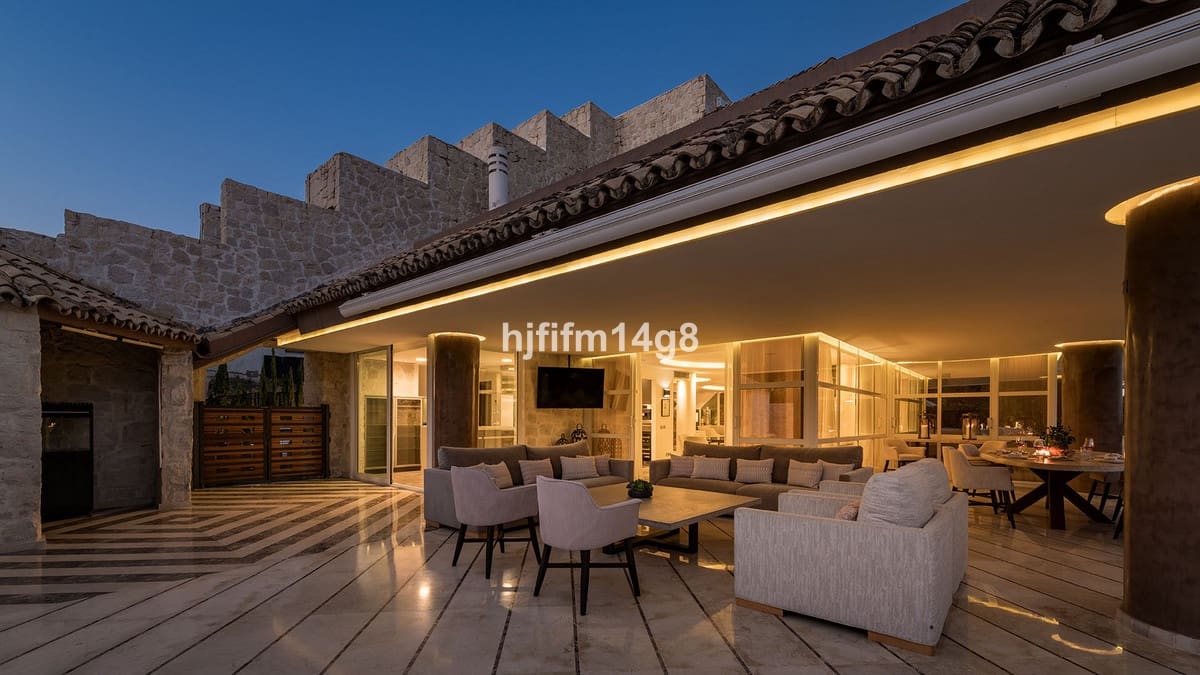 5 sovrum Villa till salu i La Quinta med pool - 3 595 000 € (Ref: 8442179)