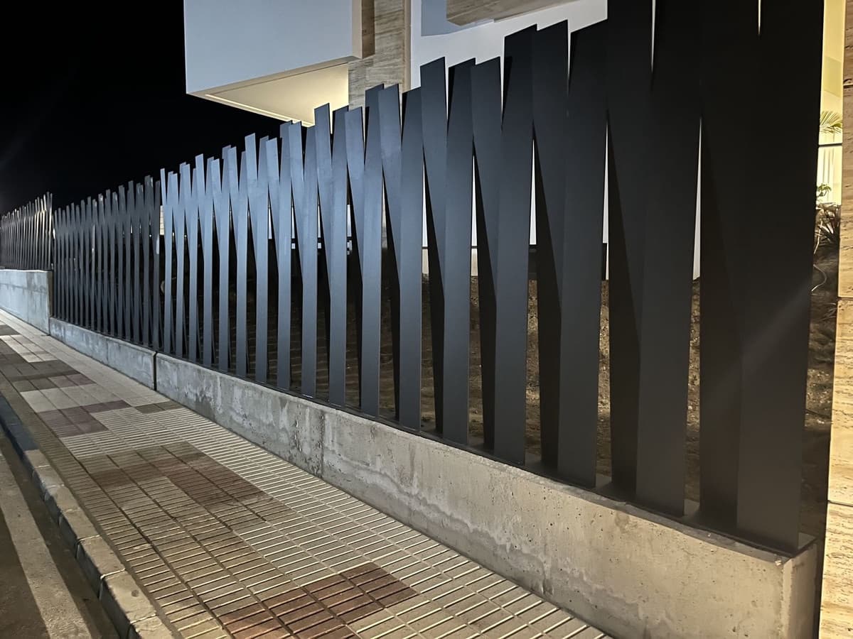 5 sypialnia Willa na sprzedaż w Marbella z basenem garażem - 4 800 000 € (Ref: 8442193)