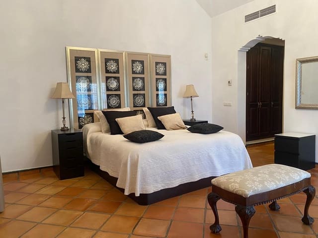 5 quarto Moradia para venda em Sierra Blanca, Marbella com piscina - 10 500 000 € (Ref: 8442246)