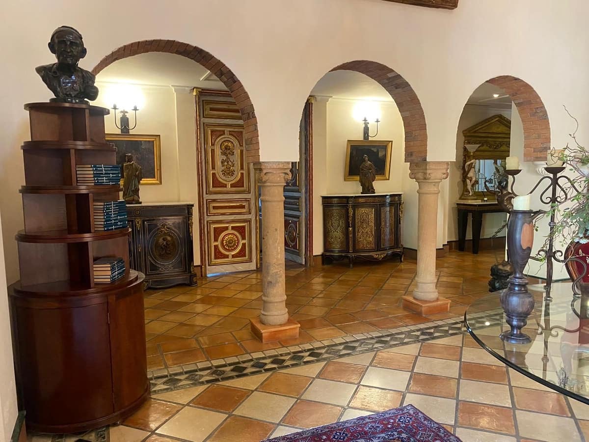 5 quarto Moradia para venda em Golden Mile com piscina - 10 500 000 € (Ref: 8442246)