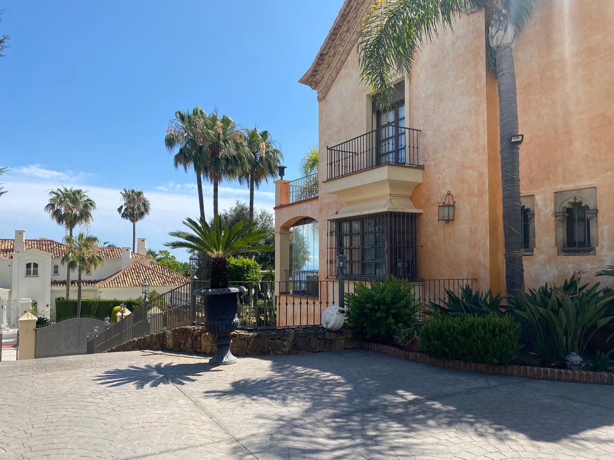 5 quarto Moradia para venda em Golden Mile com piscina - 10 500 000 € (Ref: 8442246)