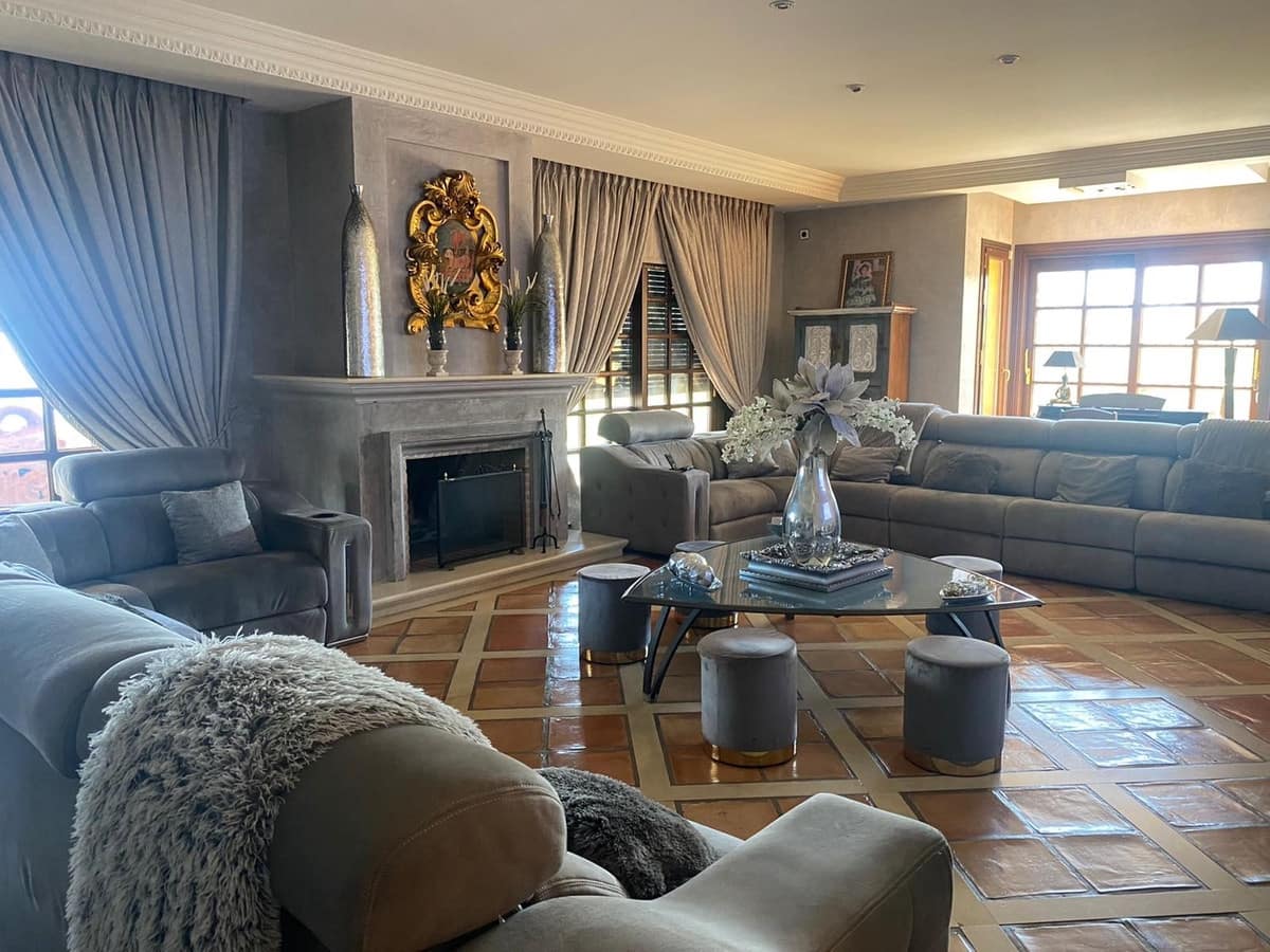 5 quarto Moradia para venda em Golden Mile com piscina - 10 500 000 € (Ref: 8442246)