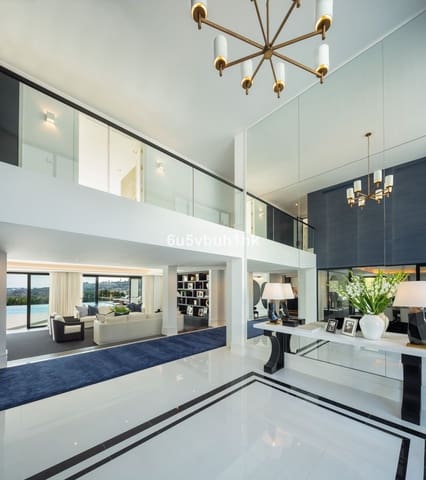 5 soverom Villa til salgs i Las Brisas, Marbella - € 10 500 000 (Ref: 8442258)